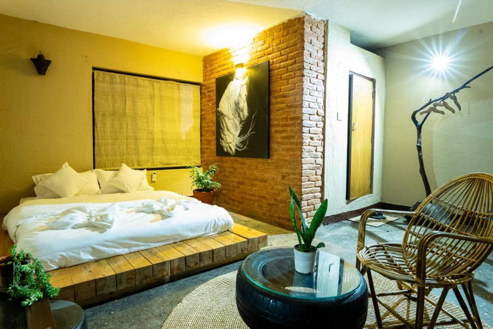The Weavers Inn Lalitpur Esterno foto